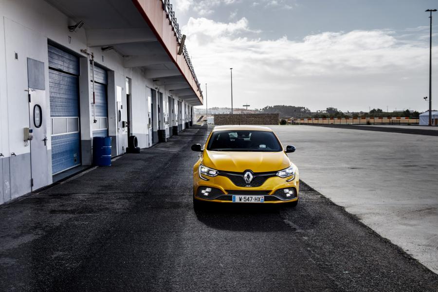  Renault Megane R.S. Trophy 2018 года  (WW) (фото 54 из 65)